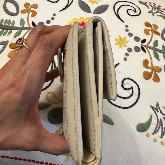 Gucci vintage cream wallet - Picture 6 of 12